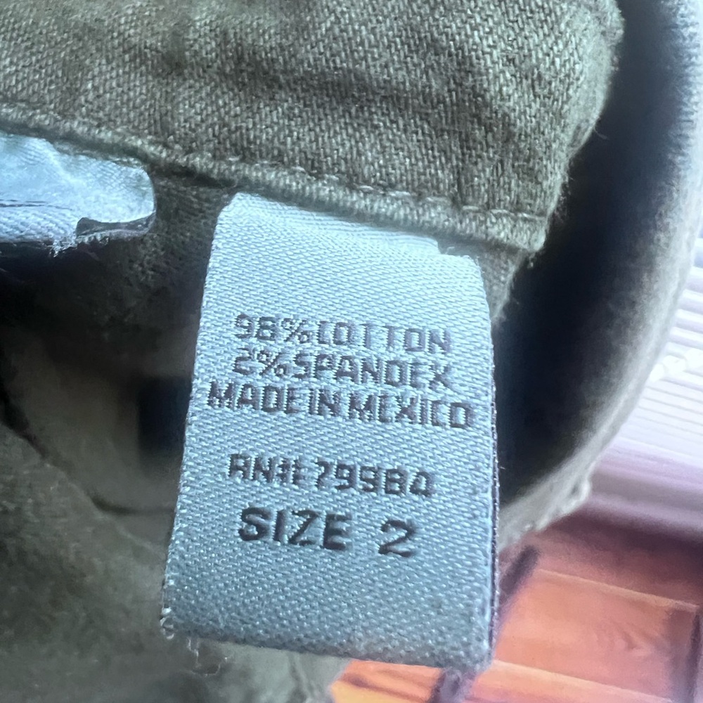 Chico's Platinum Khaki Green Cotton-Blend Vest - Picture 4 of 7